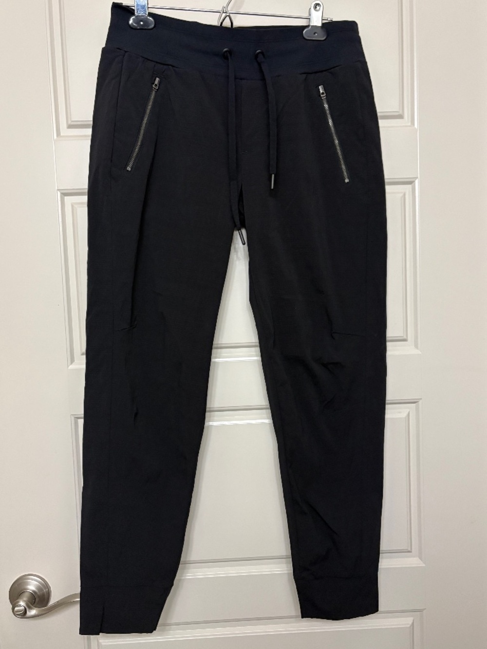 Athleta Trekkie North Jogger, Black, Size 4
